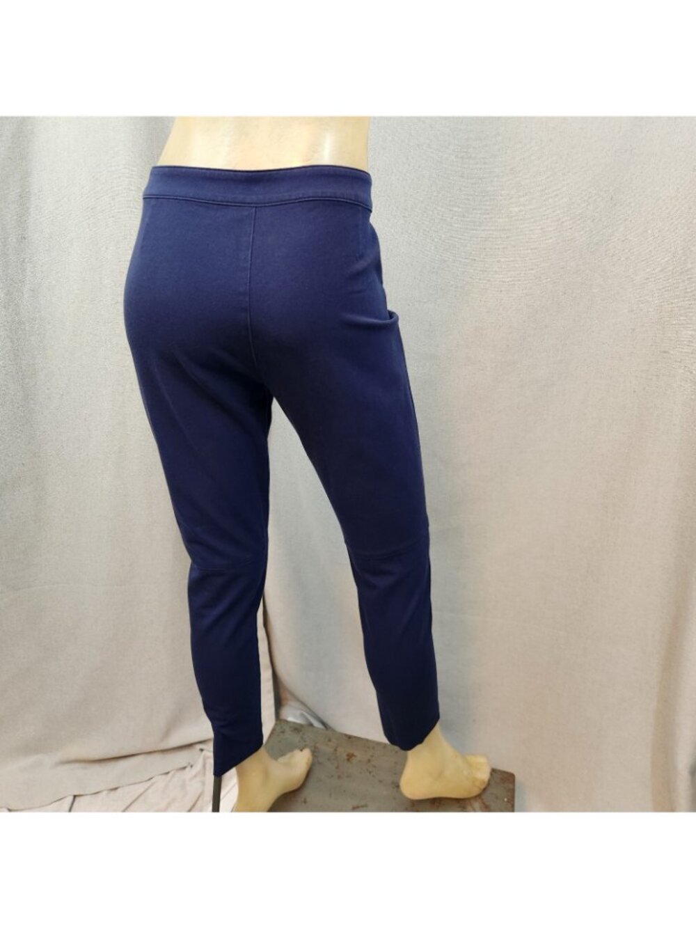 Lauren Ralph Lauren Blue Flat Front Tapered Jeans Pants Slacks Siz 10 MEDIUM - Picture 4 of 6